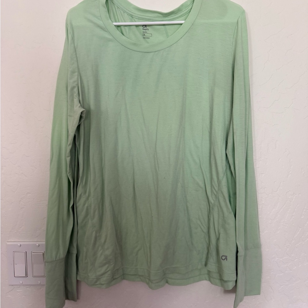 Women's Green Long Sleeve athleisure top by GAP.